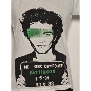 Raw Power Unisex Graphic Tee Medium White Robert Pattinson Mugshot Y2K